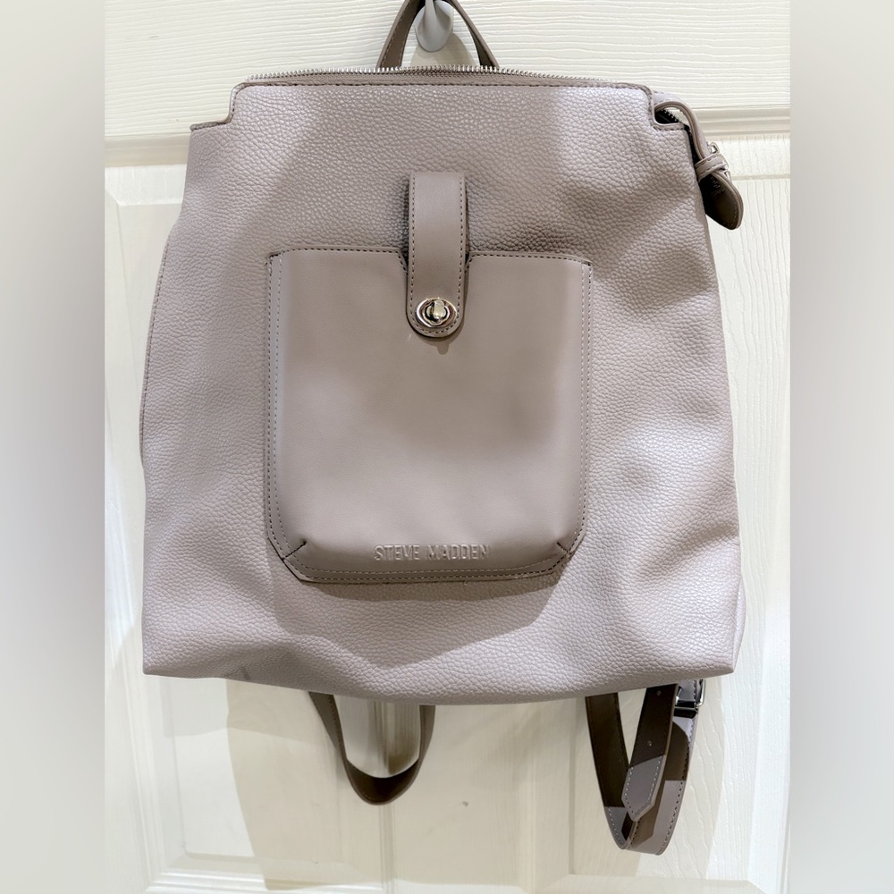 STEVE MADDEN DUSTY ROSE BACKPACK